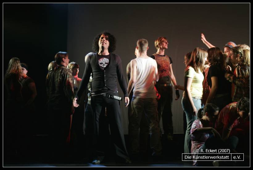jesus-christ-superstar_premierencast_006.jpg