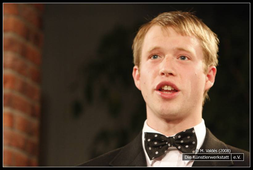 schweig-bub_110.jpg