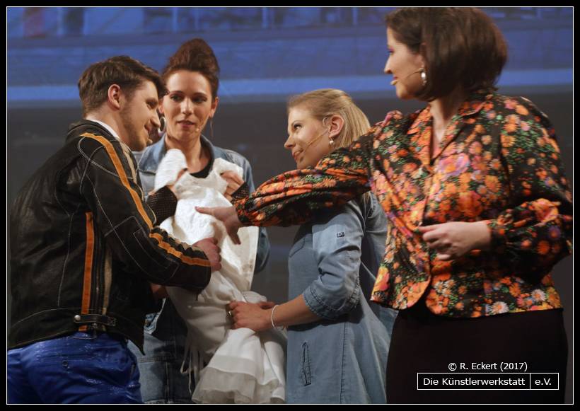 weddingsinger_069.jpg
