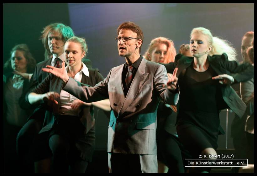 weddingsinger_084.jpg